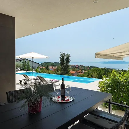 Minimal Сasa de vacaciones Kastav