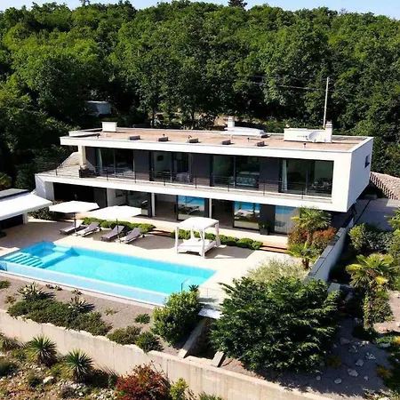 Minimal Holiday home